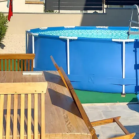 아파트 Beautiful Apartment In Gornji Karin